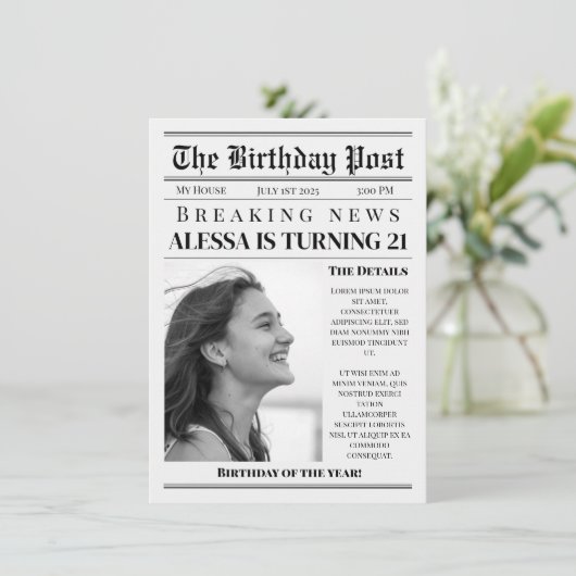 INVITATION NEWSPAPER BIRTHDAY (Debout devant)