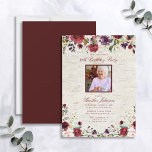 Invitation N'importe quel âge Rustique Bourgogne Floral photo<br><div class="desc">Une belle invitation à la fête d'anniversaire rustique,  avec une photo en haut,  agrémentée de bouquets de fleurs bordeaux à l'aquarelle sur un arrière - plan en imitation écorce de bouleau. Convient à tout âge,  car le texte peut être personnalisé facilement. Copyright Invitations élégants,  tous droits réservés.</div>