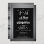 Invitation N'importe quel âge Surprise Anniversaire Argent Fa<br><div class="desc">Peux-tu garder un secret ? famille Invitation et amis à une fête d'anniversaire élégante et passionnante avec des invitations spéciales en noir et argent. Toute la formulation de ce modèle est simple à personnaliser, y compris le message qui dit "Shhh! C'est une SURPRISE." Le design comprend une bordure rayée moderne...</div>