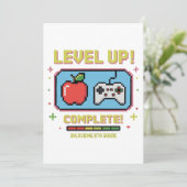 Invitation Niveau supérieur à la 8e année débloqué | Drôle de (Debout devant)