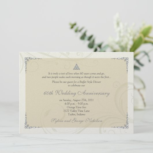 Invitation Nœud d'amour celtique en diamant pour anniversaire (Debout devant)