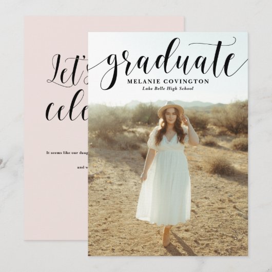 Invitation Noir Blanc Moderne Calligraphie Photo Graduation (Devant / Derrière)