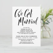Invitation Noir & Blanc Nous sommes mariés Typographie Fête (Debout devant)