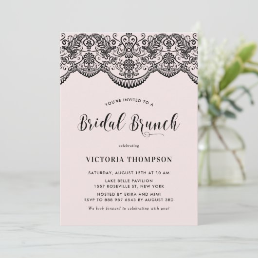 Invitation Noir Brocade Lace Blush Bridal Brunch (Debout devant)