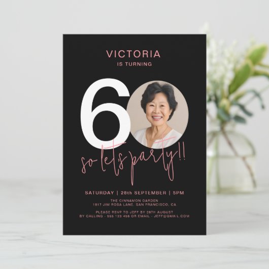 Invitation Noir rose moderne 60e anniversaire (Debout devant)