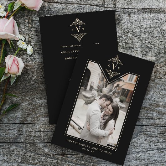 Invitation Noir Sophistiqué Flourish Chic Golden Initiales