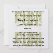 Invitation Nom personnalisé Fête d'anniversaire moderne Camo  (Dos)