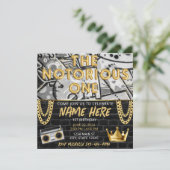 Invitation notoire d'un anniversaire (Debout devant)