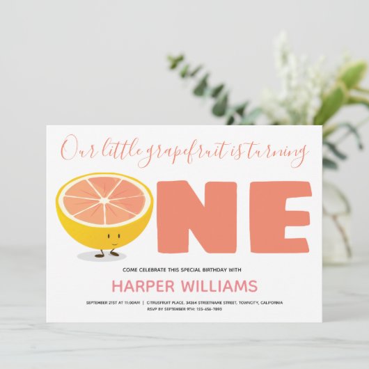 Invitation Notre Petit Pamplemousse qui devient un premier an (Debout devant)