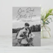 Invitation Notre route commence ici Photo Fiançailles Faire-p (Debout devant)