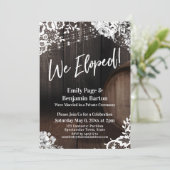 Invitation Nous Avons Échappé ! Fleurs de tonneaux en bois ru (Debout devant)