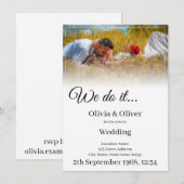 Invitation Nous le faisons - Couple s'embrassant dans une pra (Devant / Derrière)