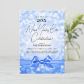 Invitation Nouvel An MODERNE Soirée Party Blue Bokeh Bow (Debout devant)
