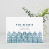 Invitation Nouvelle adresse bleue avec des bâtiments de dessi (Debout devant)