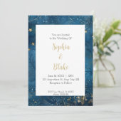 Invitation Nuit étoilée bleue et dorée Mariage céleste (Debout devant)