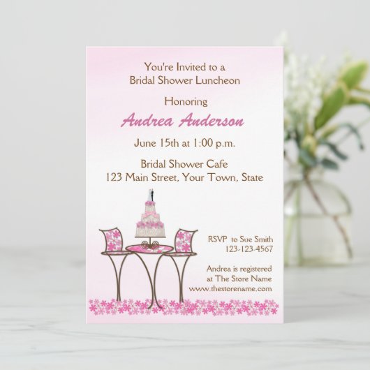 Invitation nuptiale de douche de déjeuner de (Debout devant)