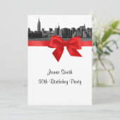 Invitation NYC Wide Skyline Etched BW Red Birthday Party (Debout devant)