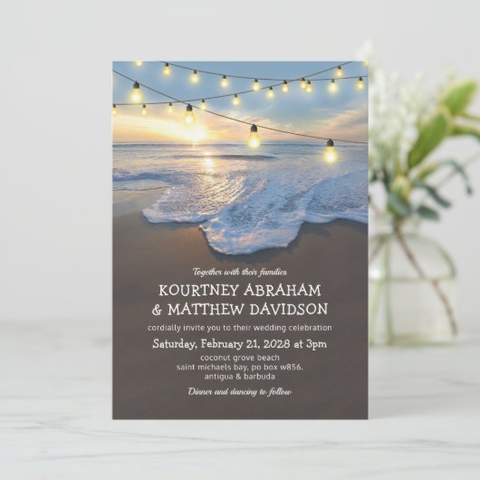 Invitation Ocean Beach Seaside String Lights Mariage (Debout devant)