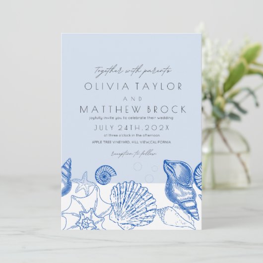 Invitation Ocean Navy Blue Shells Mariage moderne (Debout devant)
