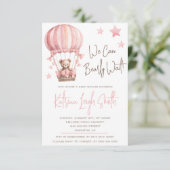 Invitation On peut attendre ! Baby shower à ballon à air chau (Debout devant)
