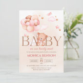Invitation On peut attendre la fille rose Baby shower beige (Debout devant)