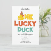 Invitation One Lucky Duck Invite 1st  First Birthday Cute (Debout devant)
