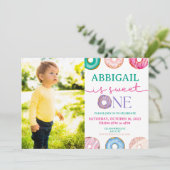 Invitation Ono Sweet Donut 1er Anniversaire Photo (Debout devant)