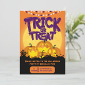 Invitation Orange and Purple Spooky Halloween Party  (Debout devant)