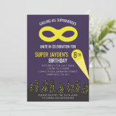 Invitation orientée de fête d'anniversaire de (Debout devant)