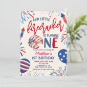 Invitation Our Little Firecracker is turning one invitat (Debout devant)