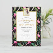 Invitation Palmiers tropicaux Flamant rose Luau Fête d'annive (Debout devant)