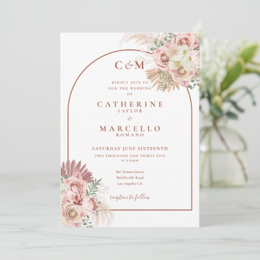 Invitation Pampas Grass Terracotta Arch Monogramme Mariage (Debout devant)