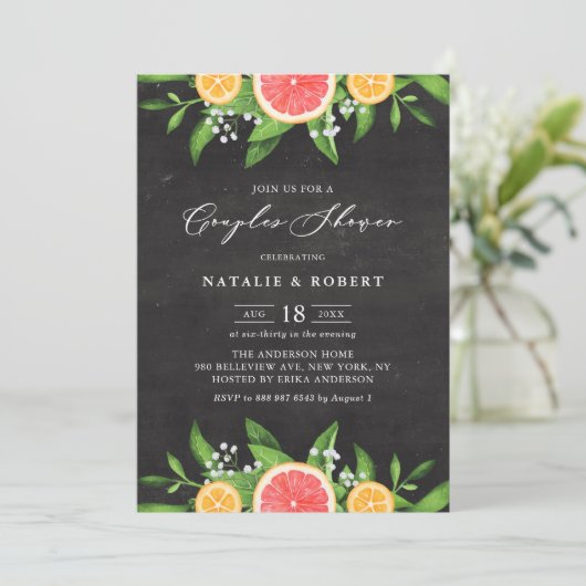 Invitation Pamplemousse et Oranges Chalkboard Couples Douche (Debout devant)