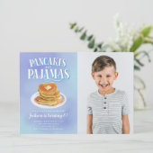 Invitation Pancakes et Pajamas Boys Anniversaire (Debout devant)