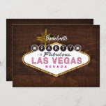 Invitation Panneau Retro Las Vegas Bachelorette Party Invitat<br><div class="desc">Une version mise à jour de mon populaire Las Vegas signe l'invitation bachelorette fête. Celui-ci a un nom d'événement modifiable et le front décoratif y compris les effets d'éclairage, avec tous les détails de la fête sur le côté arrière sur une texture de grain de bois moderne. Les accents roses,...</div>