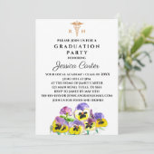 Invitation Pansies de typographie des infirmières diplômées e (Debout devant)