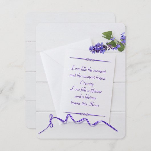 Invitation papier à lettres blanc sur bois avec ruban violet (Devant / Derrière)