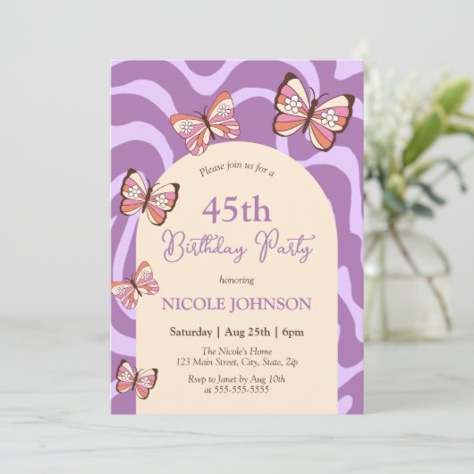 Invitation Papillon d'onde rétro Beige violet Anniversaire (Debout devant)