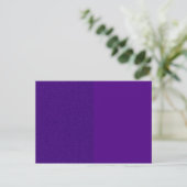 Invitation partagée violet personnalisée (Debout devant)