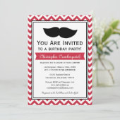 Invitation Parti d'anniversaire de la Moustache rouge Chevron (Debout devant)