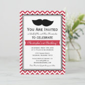 Invitation Parti d'anniversaire du Red Boy Mustache Chevron (Debout devant)