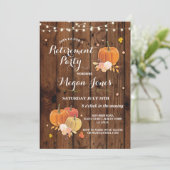 Invitation Parti de la retraite Citrouille Rustic Wood Invita (Debout devant)