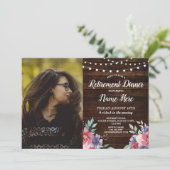 Invitation Parti de la retraite Fleurs roses en bois retraité (Debout devant)