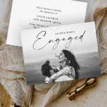 Invitation Partie d'engagement Mariage photo de script modern<br><div class="desc">Script moderne Photo Mariage Engagement Party Invitations Faire-part. L'arrière-plan comprend des détails supplémentaires pour les invitations des parties et/ou les informations sur le registre. Cliquez sur le bouton personnaliser/modifier pour customiser cette conception avec vos photos et vos détails.</div>