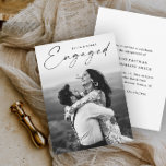 Invitation Partie d'engagement Mariage photo de script modern<br><div class="desc">Script moderne Photo Mariage Engagement Party Invitations Faire-part. L'arrière-plan comprend des détails supplémentaires pour les invitations des parties et/ou les informations sur le registre. Cliquez sur le bouton personnaliser/modifier pour customiser cette conception avec vos photos et vos détails.</div>