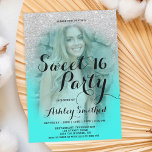 Invitation Parties scintillant argent moderne turquoise aqua<br><div class="desc">Une douche à parties scintillant moderne, joli faux argent ombre avec bloc de couleur aqua turquoise Sweet 16 anniversaire invitation avec votre photo personnalisée avec motif à l'ombre dorée s'estompant sur un arrière - plan turquoise. Parfait pour un Sweet sixteen princesse, parfait pour elle, la fashionista qui aime motif moderne...</div>