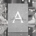 Invitation Parties scintillant d'étincelle d'argent Sweet six<br><div class="desc">Silver Sparkle Parties scintillant Sweet sixteen Nom du monogramme et Invitation initiale de fête d'anniversaire. Cette invitation est parfaite pour la Parties scintillant Silver Sparkle Sweet 16 Birthday Party qui cherche à célébrer en argent.</div>