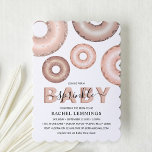 Invitation Parties scintillant Donut Baby Sprinkle Girl Baby<br><div class="desc">Célébrez l'arrivée de votre bébé avec cette invitation amusante et festive à saupoudrer bébé. Ce baby shower personnalisable est orné de beignets glamour glacés dans des tons de rose pastel avec des arrosages de parties scintillant. Les couleurs sont parfaites pour les baby showers "It's a Girl". L'invitation baby shower super...</div>