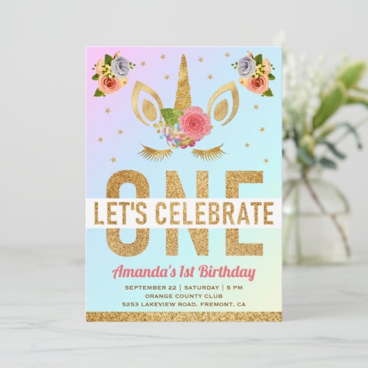 Invitation Parties scintillant d'or magique Unicorn 1er anniv (Debout devant)