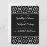 Invitation Parties scintillant en argent Monogram Poker Chip<br><div class="desc">Célébrez avec style ces fabuleuses invitations à dîner de répétition mariage. Le design moderne et très tendance est parfait pour un mariage dans le fabuleux Las Vegas ou un casino. Le libellé est facile à personnaliser et vos invités seront si excités d'obtenir ces invitations dans le courrier. Les éléments mariages...</div>